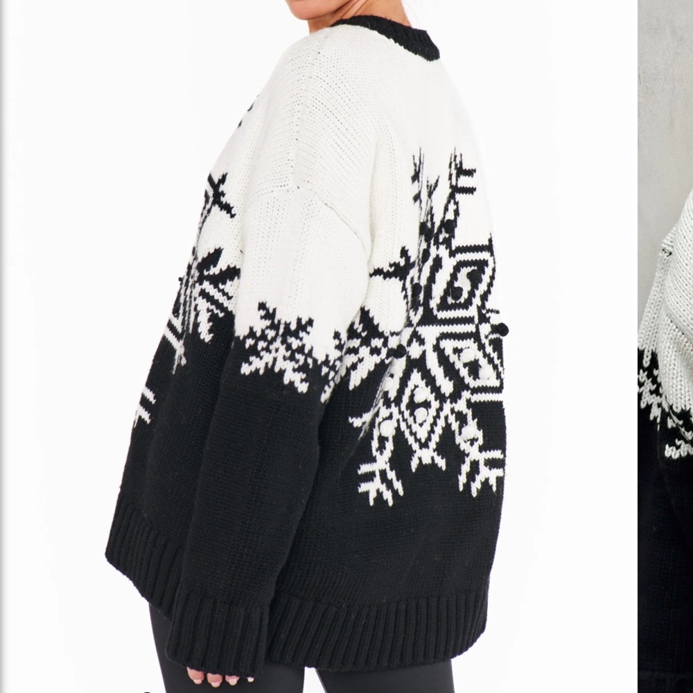 NWT Show Me Your Mumu Snowflake Sweater - Picture 3 of 5